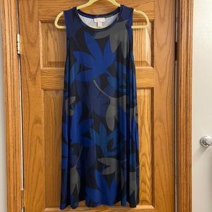 Sleeveless swing dress